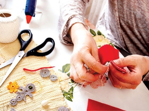 Exposição de peças artesanais: Ministério de Artesanato INCC.