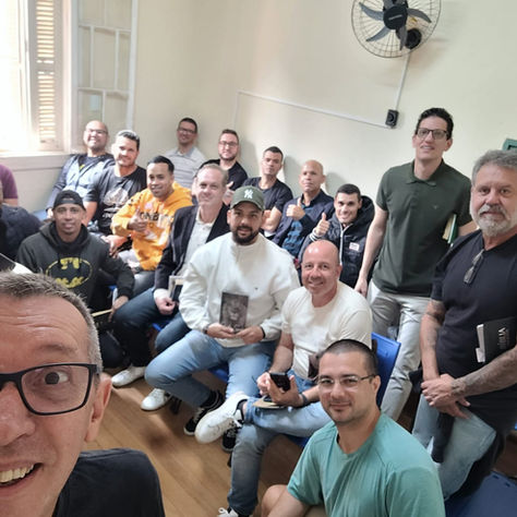 Homens da fé se preparam para serem Homens Profetas.