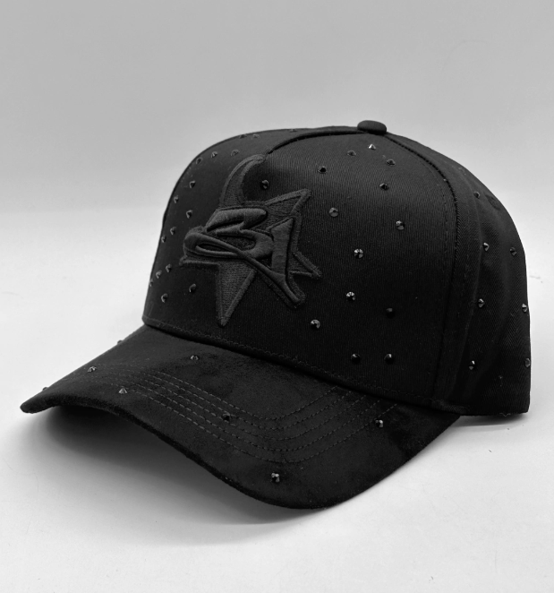 Miniatura: 31 Hats - Blackout