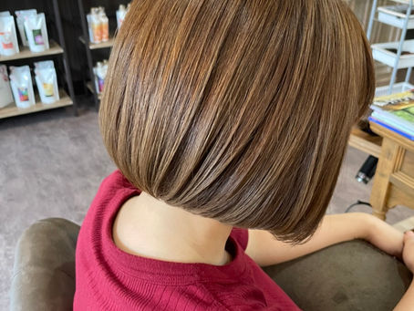 毎朝、綺麗を簡単に再現したカットが光る丸みショートボブ