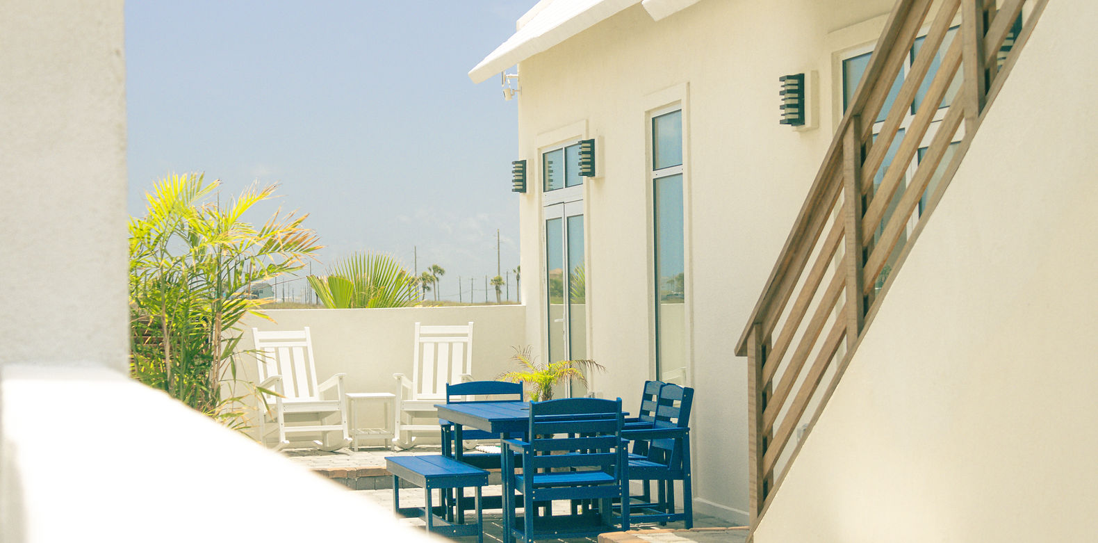 Outdoor deck