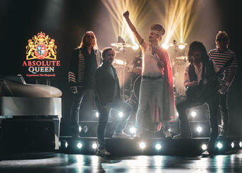 ABSOLUTE QUEEN
Performing Live