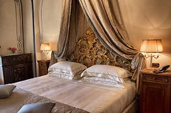 Classic-room-02-300x200.jpg