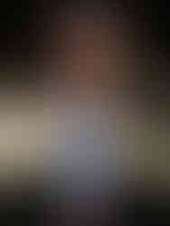 modelo durante, o desfile do estilista Daveed Baptiste 