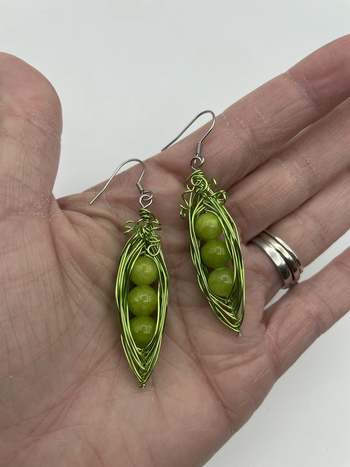 Pea pod earrings or pendant