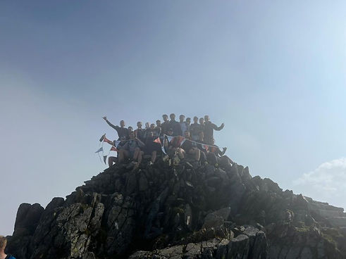 3 peaks.jfif