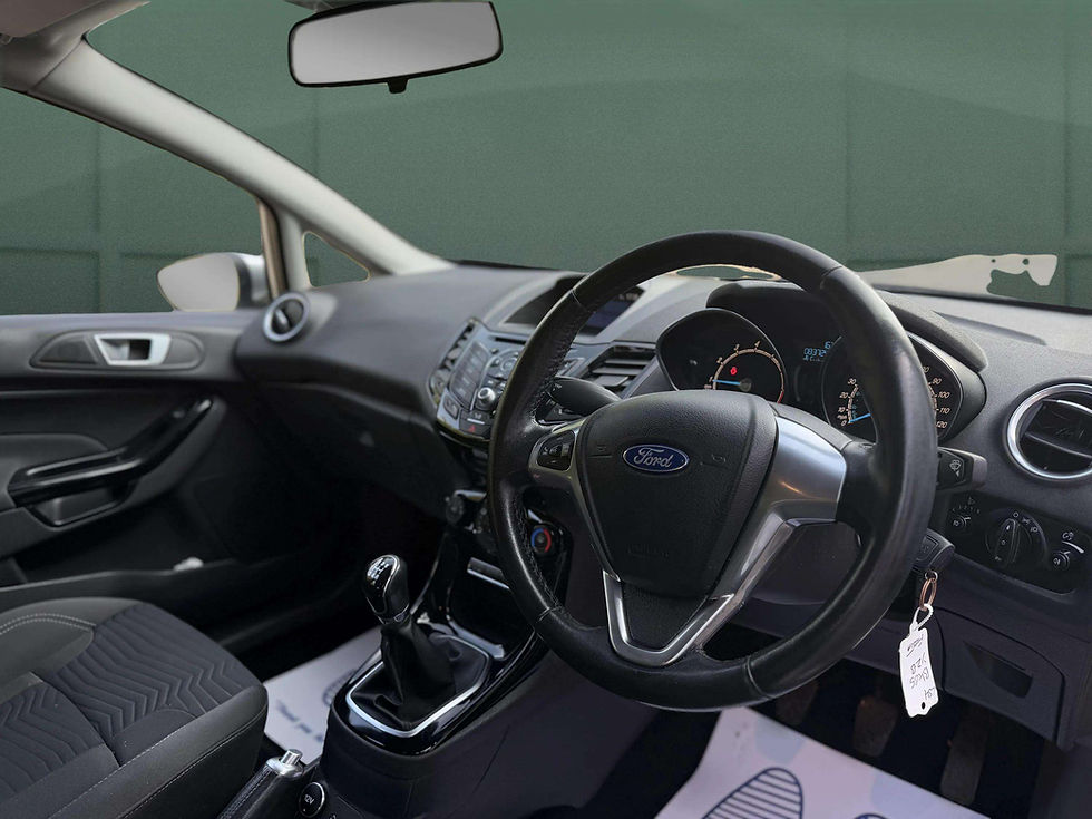 Thumbnail: Ford Fiesta Zetec 2015 | 1.0L | 83,000 miles