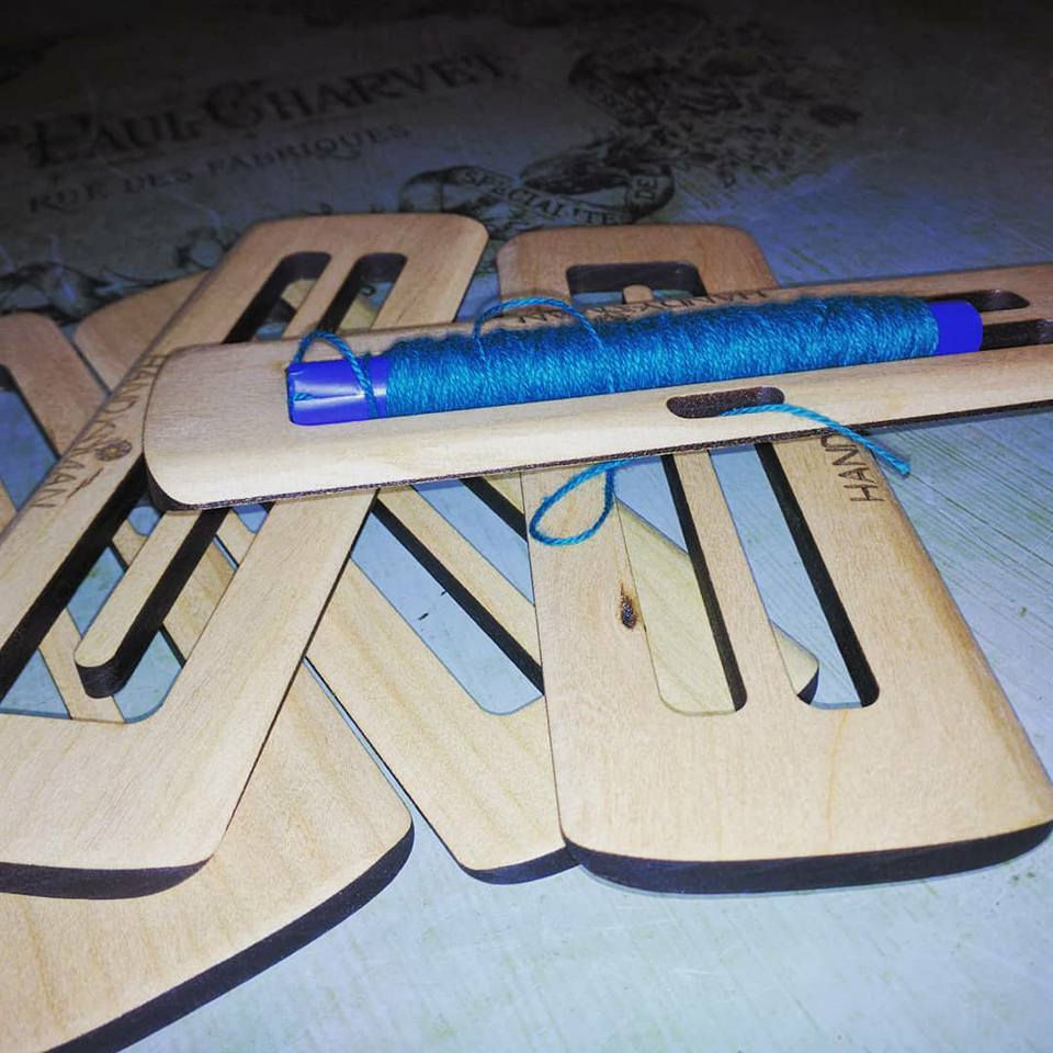 Thumbnail: Band Loom / Tape loom / Inkle Loom / Boat shuttle