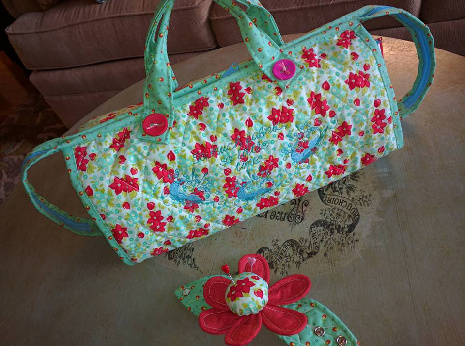 Thumbnail: My Quilters Bee Bag Downloadable