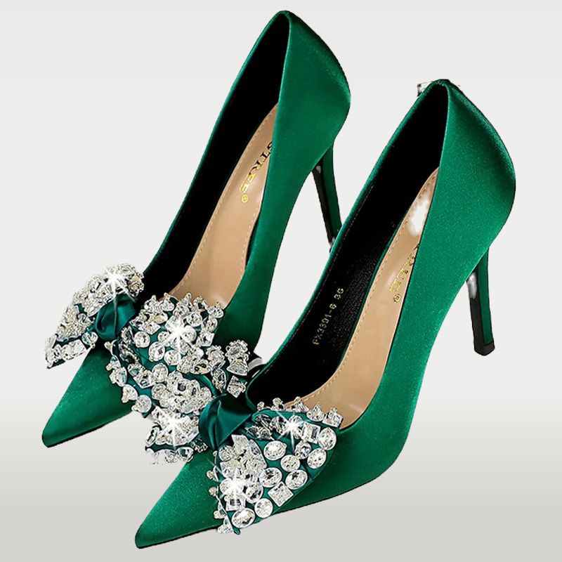 Silk Pumps with Butterfly-Knot. Cusuti-inspired design. Pointed toe. Super high thin heels (8cm+). Spring/Fall wear. Slip-on.