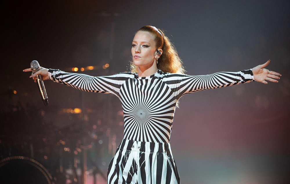 Jess Singer Jess Glynne: How Social Media Propelled a Pop Star's Rise to Fame