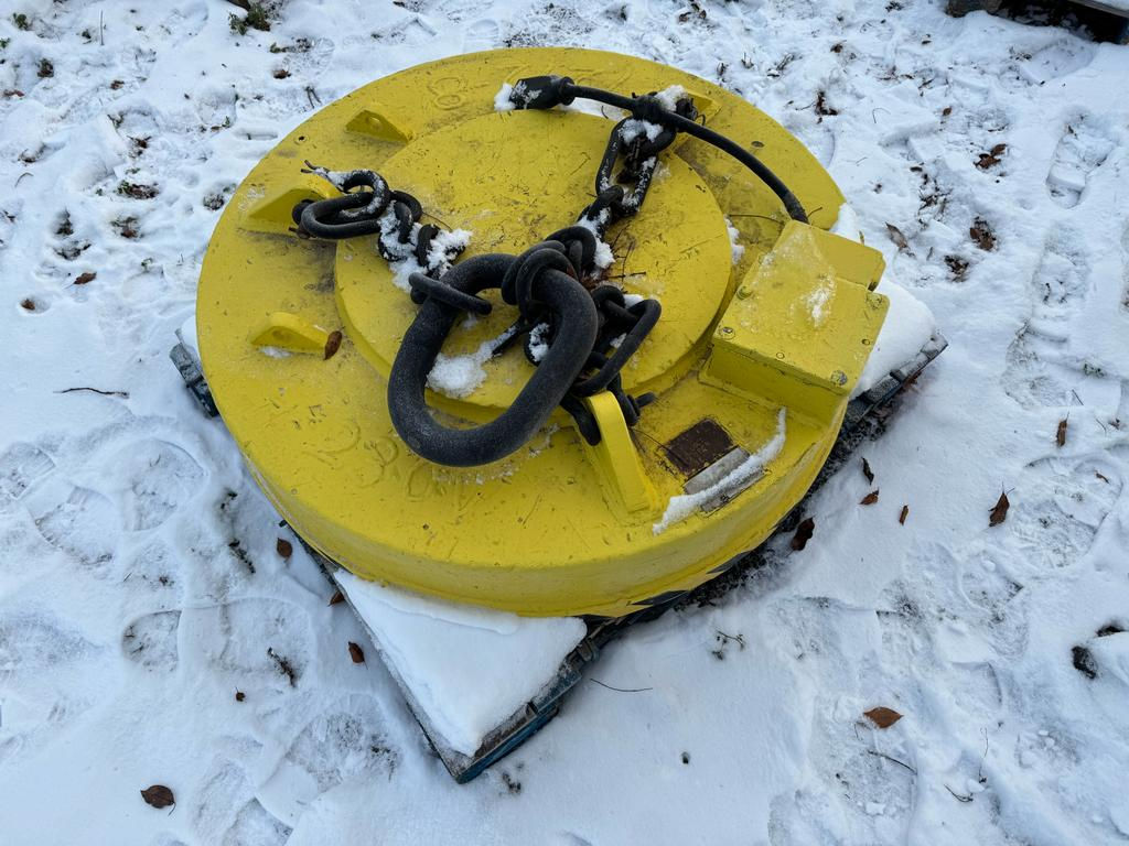 "Call for price" - Walker National Lifting Magnet 45"