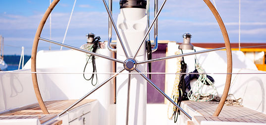Steer Rad auf einem Boot
