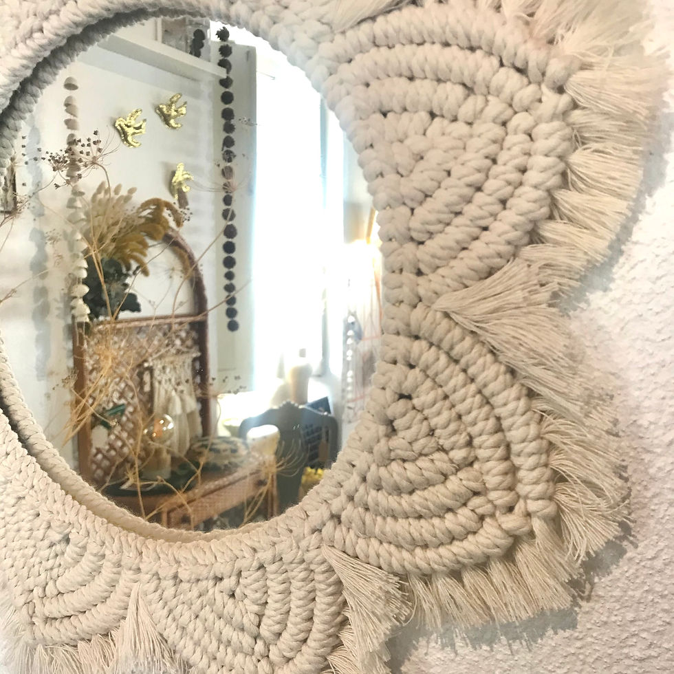 Thumbnail: Espelho Macramé
