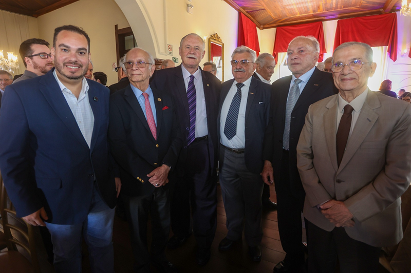 "Os comerciantes são verdadeiros protagonistas sociais", diz Paulo Martins, em evento da ACP