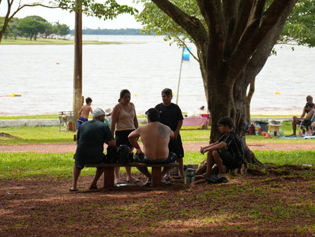 Diversão para toda a família: Prainha de Três Lagoas movimenta o verão em Foz do Iguaçu
