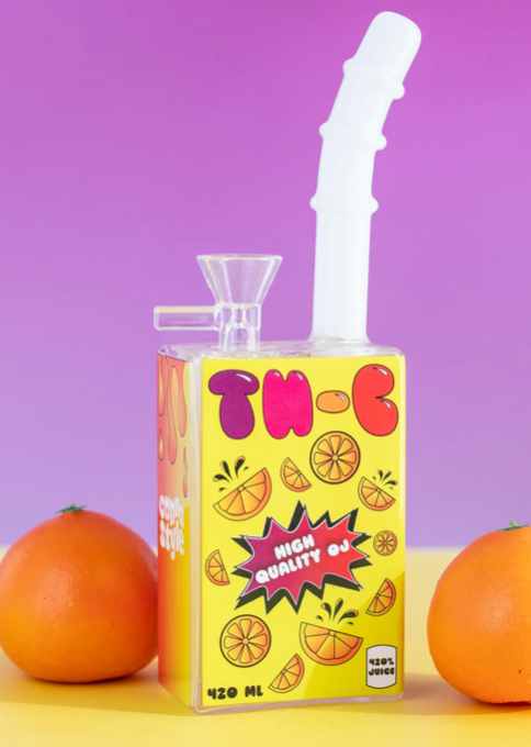 Juice Box Bong for CannaStyle