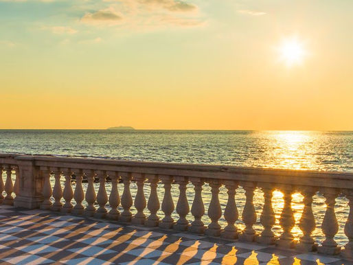 Cerchi un'agenzia marketing video per agenzia immobiliare a Livorno? Scopri formati, prezzi e strategie per acquisire più mandati con 99 Agency.