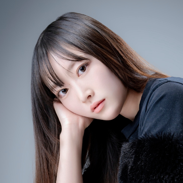 3.岩瀬あんな_ANNA IWASE 600×600-2.jpg