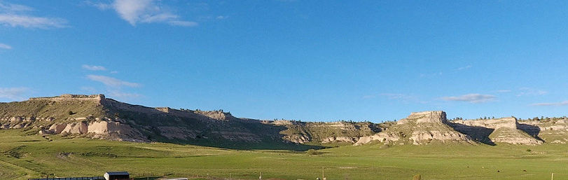monument2-1333x367.jpg