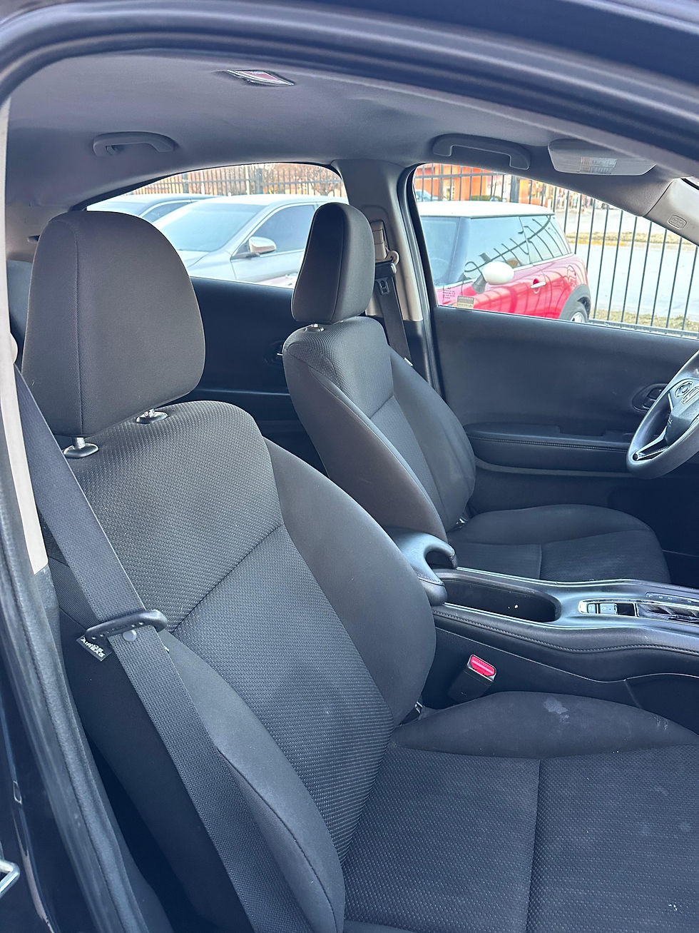Thumbnail: 2017 Honda HR-V LX FWD