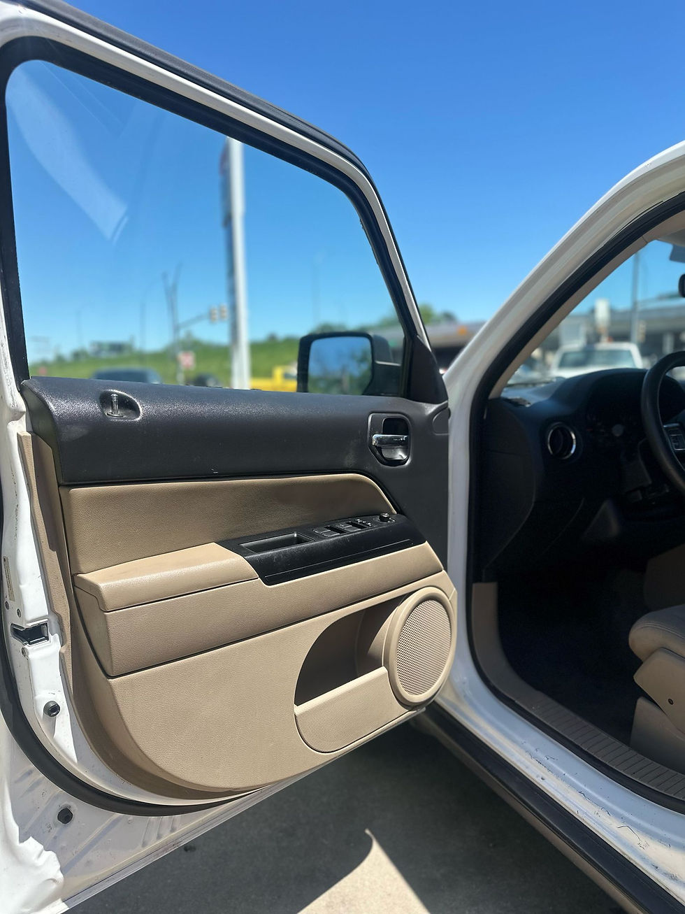 Thumbnail: 2012 Jeep Patriot SPORT