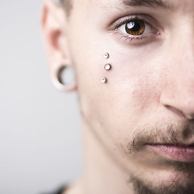 Microdermal piercing