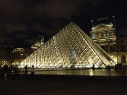 Louvre Museum_Paris