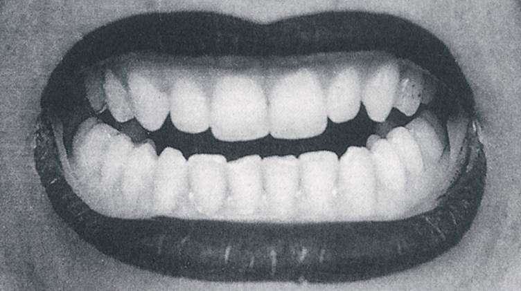 Making Love Revolutionary, is the first UK retrospective of the Brazilian artist, Anna Maria Maiolino