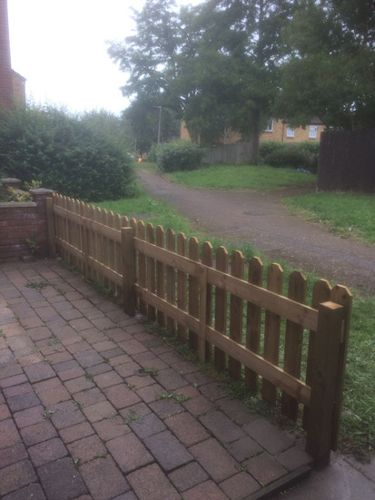 perimeter fence built in front garden in stevenage