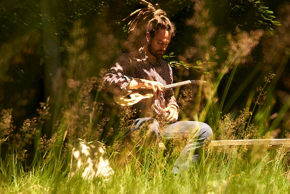 How To Strum The Ukulele