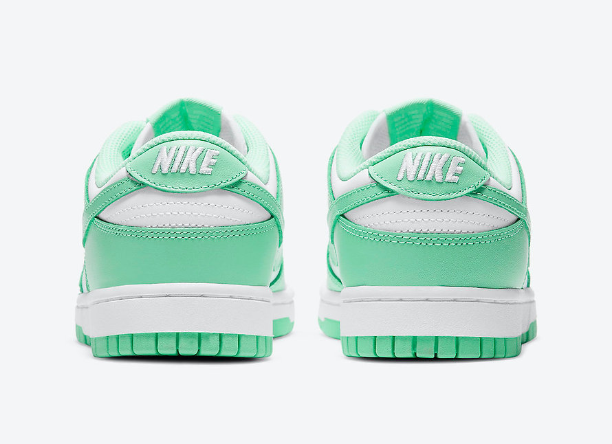 Green Glow dunk low.jpeg