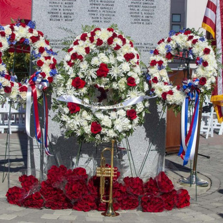 Annual wreath-laying ceremony honors fallen Aztecs