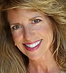 Lisa Doucet - Custom Color Consultant