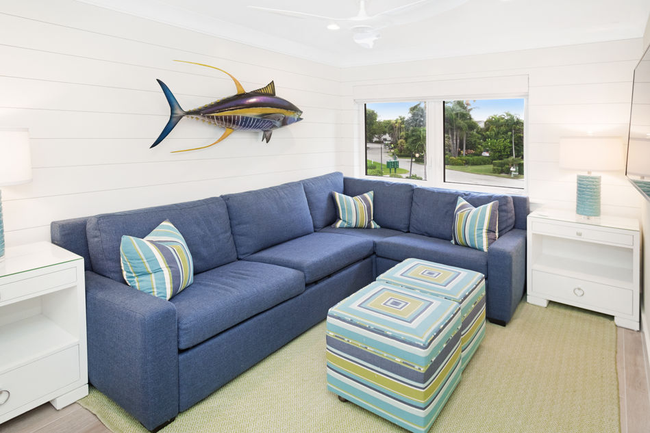 ACCENT WALLS