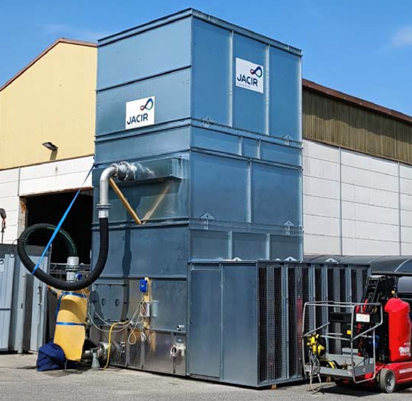 WhatsApp Image 2025-08-25 at 06.12_edited.jpg