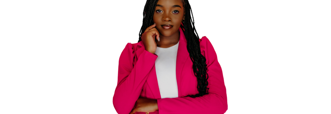 Cyniah solo transparent.PNG