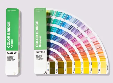 gp6102b-pantone-graphics-color-bridge-coated-uncoated-guides-product-2.webp