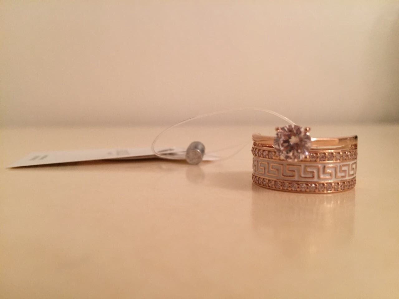 Кольцо из золочёного серебра с эмалью с фианитами