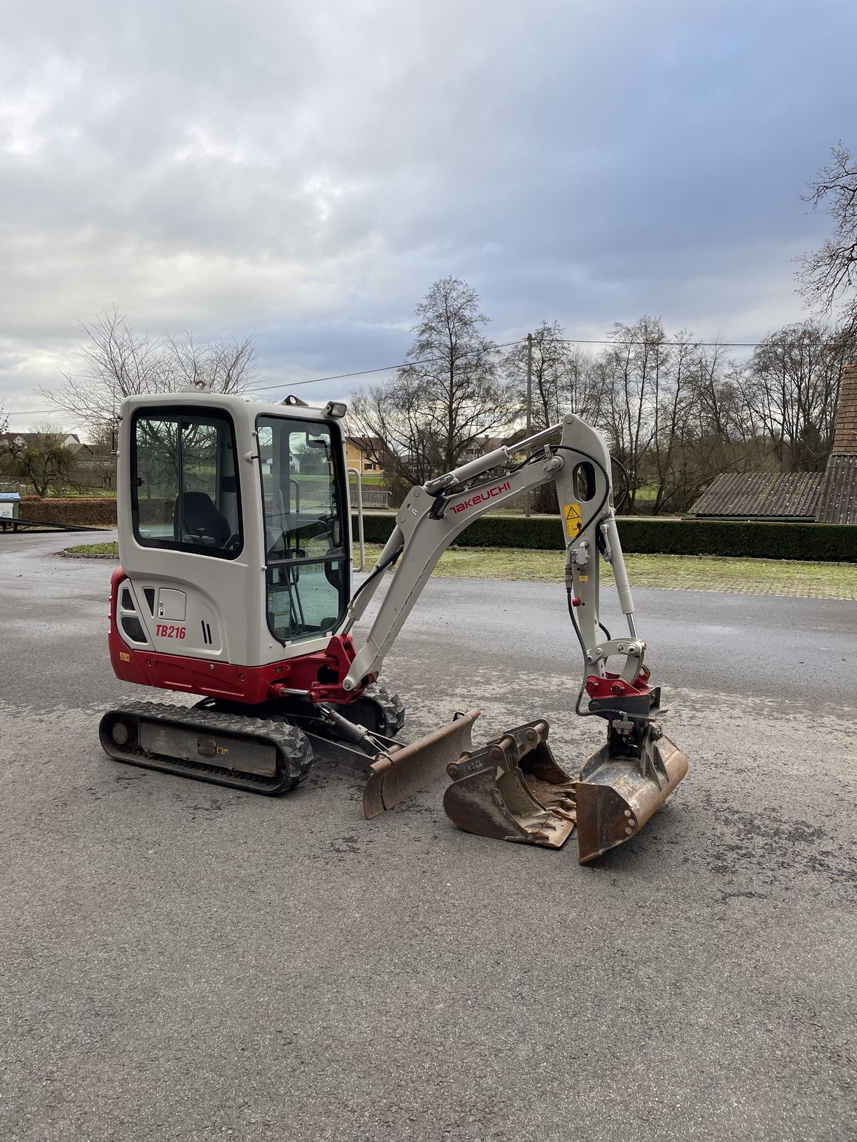 Takeuchi TB 216