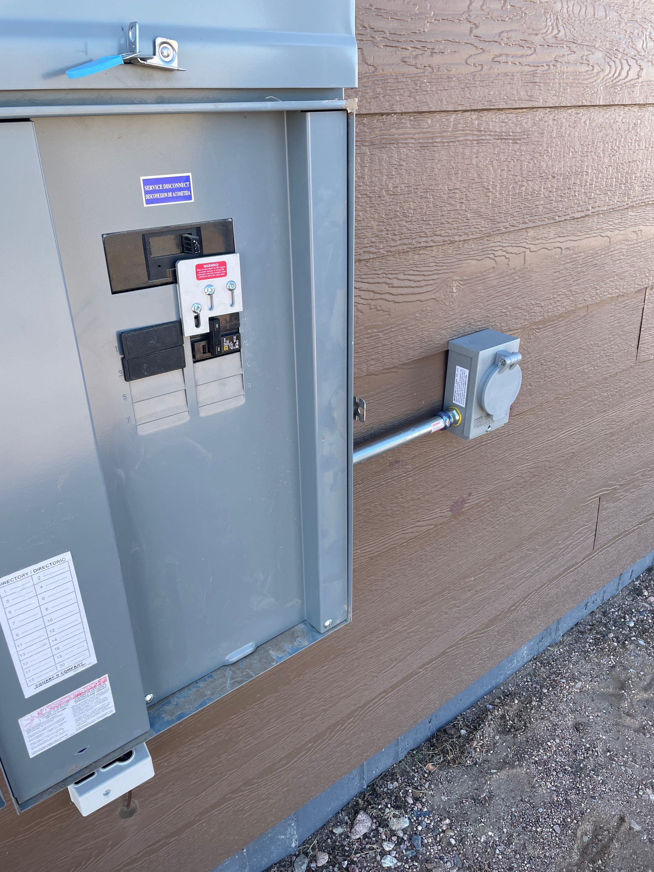 Generator power inlet with interlock