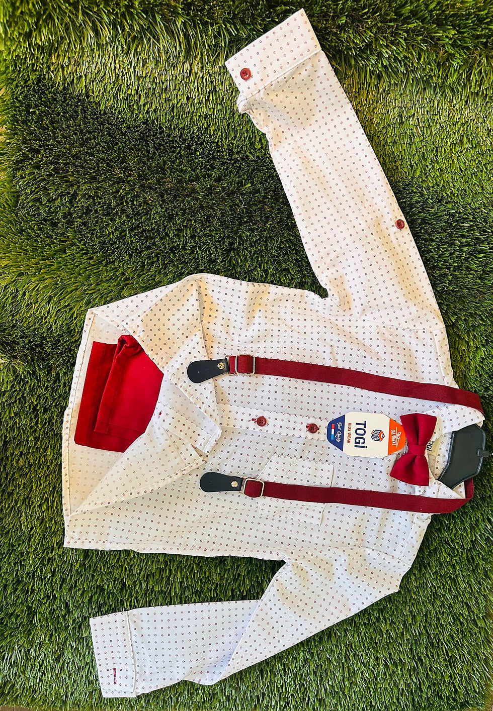 Thumbnail: Red suspender outfits 