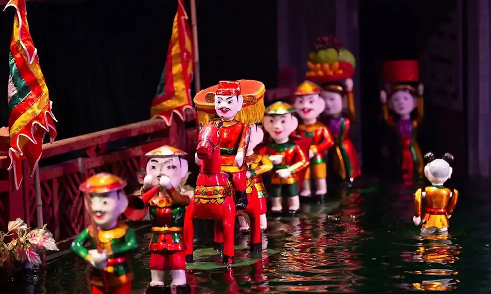 Thang Long Water Puppetry Theater attracts many tourists to watch the show with impressive performances (Image source: Internet)