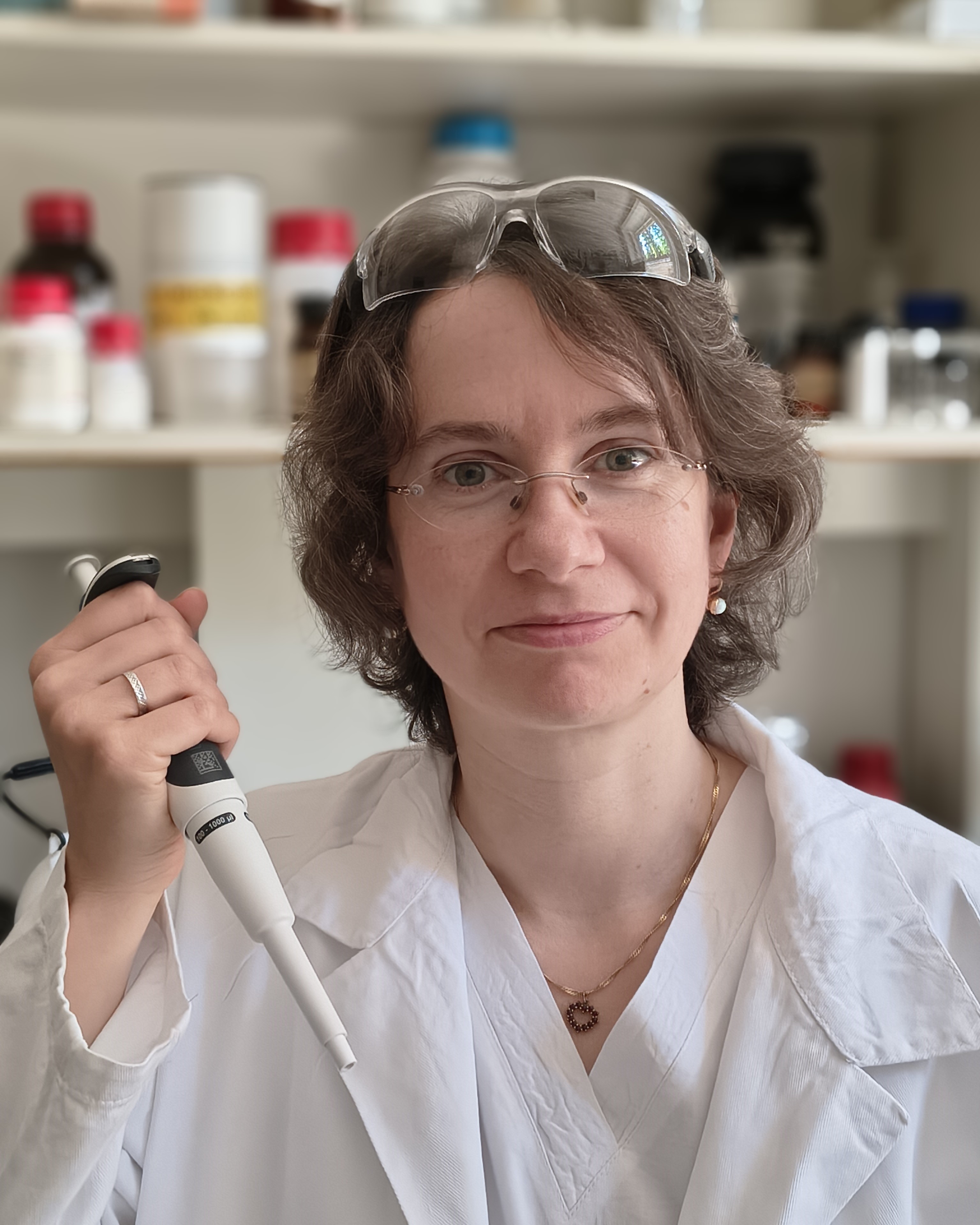 Píše jako chemik – vše si nastuduje, naplánuje a pak se stejně diví.