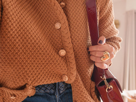 Le cardigan camel