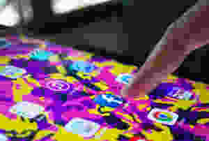 background blur chat colors