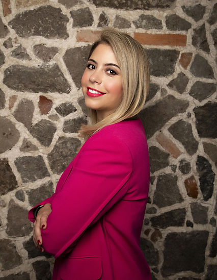 PAULA ABREU BY EDGAR TESCUM.jpg