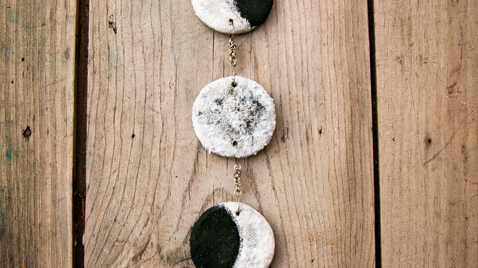 Movil colgante fases de la luna con pasta de sal