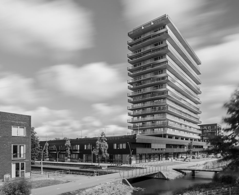 Monumentale architectuurfotografie op minimalistische wijze in zwartwit fotografie