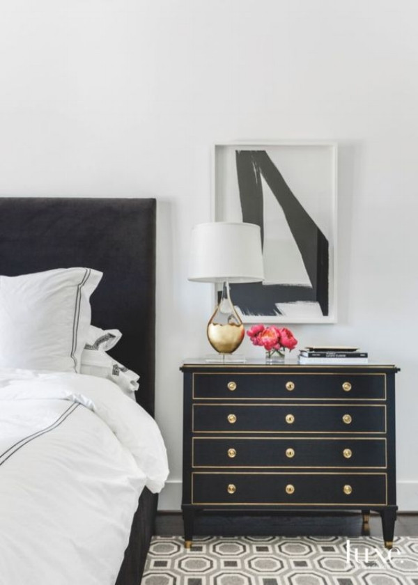 HOUSTON - BIG, BEAUTIFUL, BLACK & WHITE DESIGN